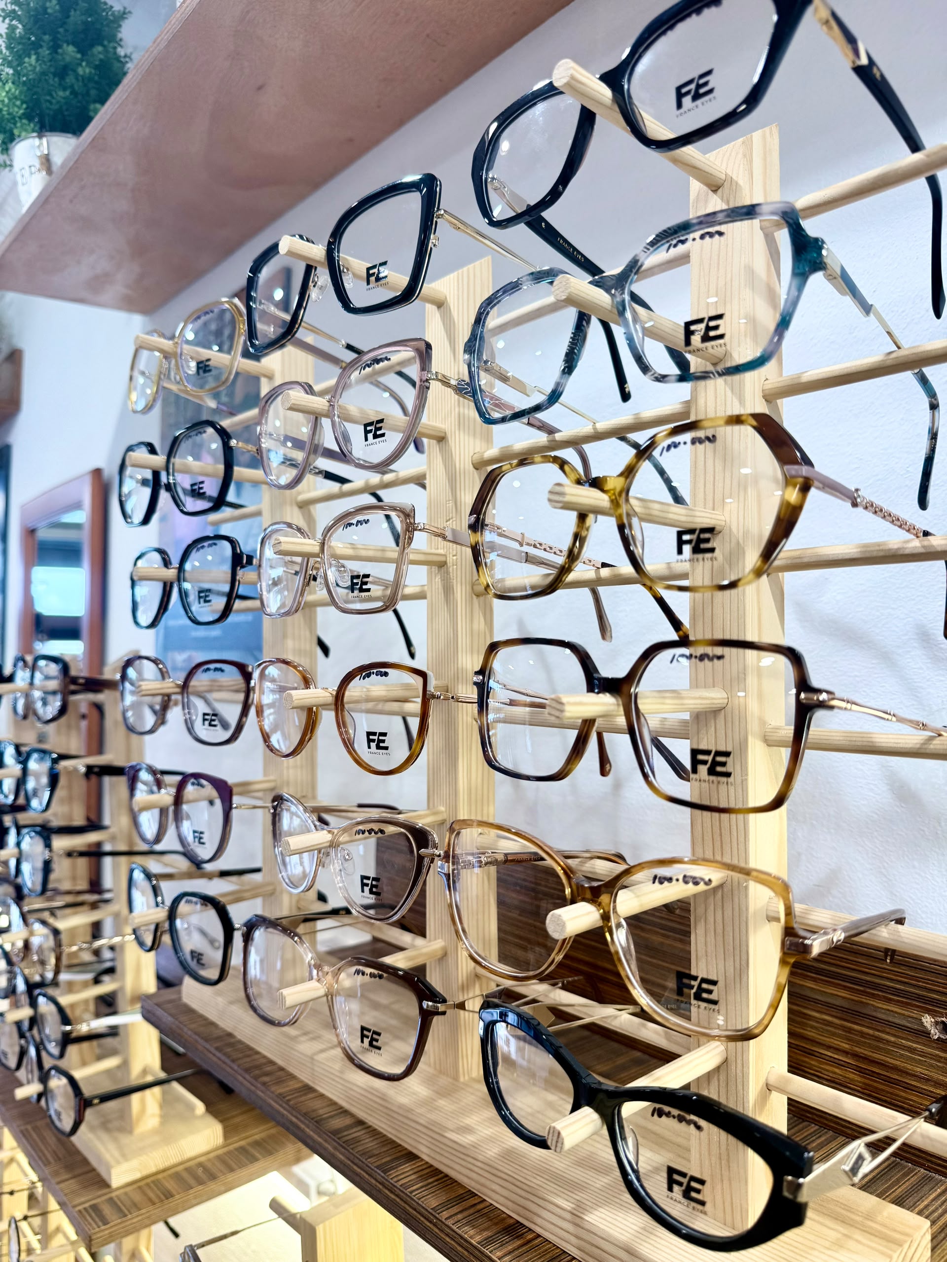 OPTIQUE FRANCE-EYES